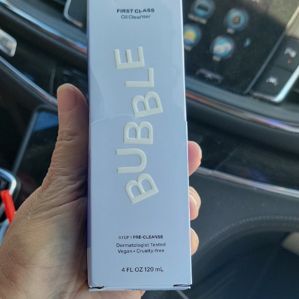 Bubble First Class Oil Cleanser 120ml NIB